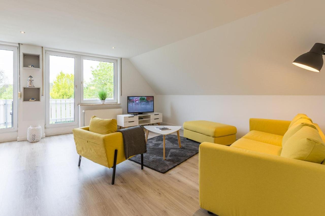 Ferienhaus Glockenstrasse Ferienwohnung Ostseehoehe Appartement 2 シャルボイツ エクステリア 写真