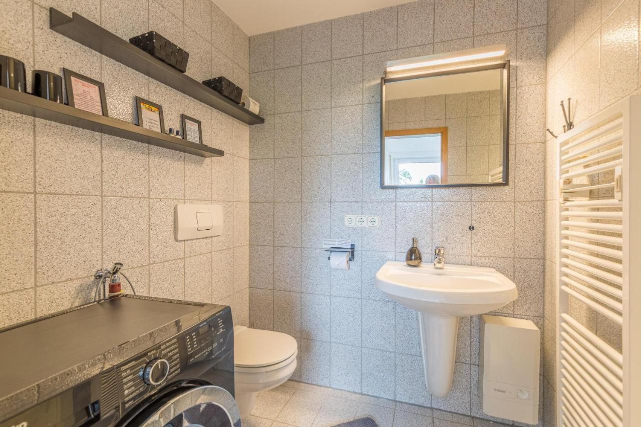 Ferienhaus Glockenstrasse Ferienwohnung Ostseehoehe Appartement 2 シャルボイツ エクステリア 写真