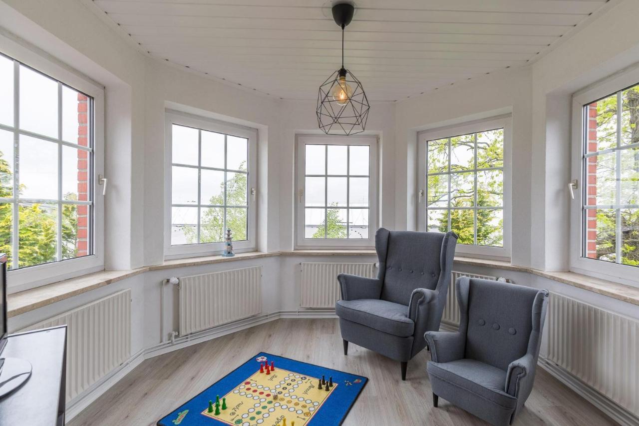 Ferienhaus Glockenstrasse Ferienwohnung Ostseehoehe Appartement 2 シャルボイツ エクステリア 写真