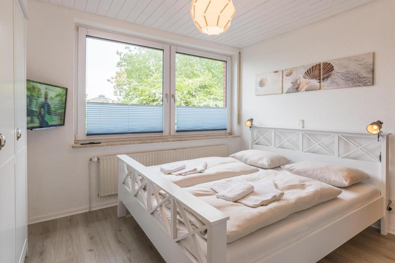 Ferienhaus Glockenstrasse Ferienwohnung Ostseehoehe Appartement 2 シャルボイツ エクステリア 写真