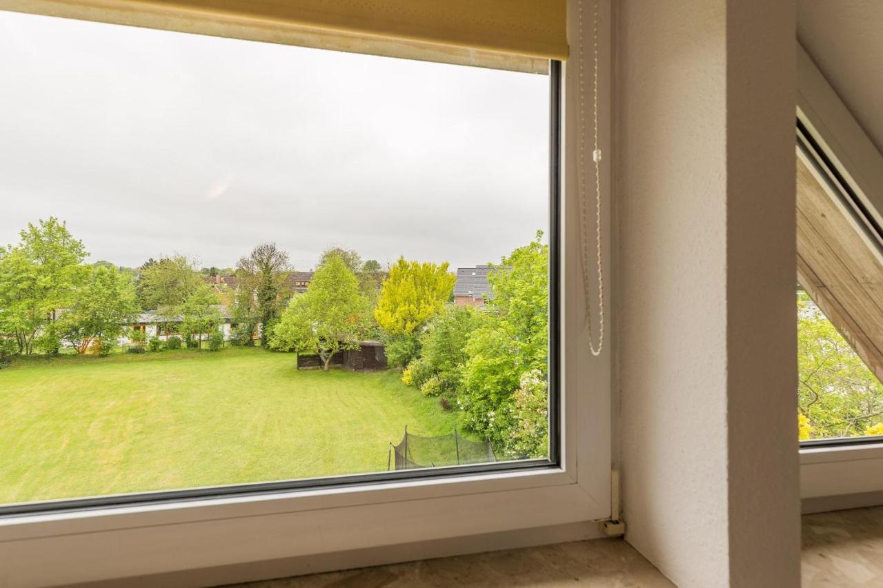 Ferienhaus Glockenstrasse Ferienwohnung Ostseehoehe Appartement 2 シャルボイツ エクステリア 写真