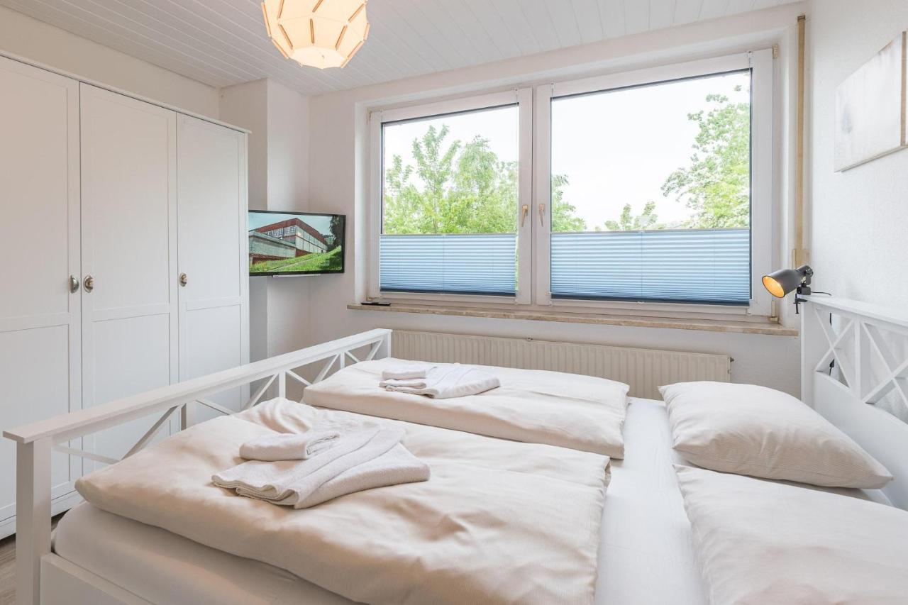 Ferienhaus Glockenstrasse Ferienwohnung Ostseehoehe Appartement 2 シャルボイツ エクステリア 写真